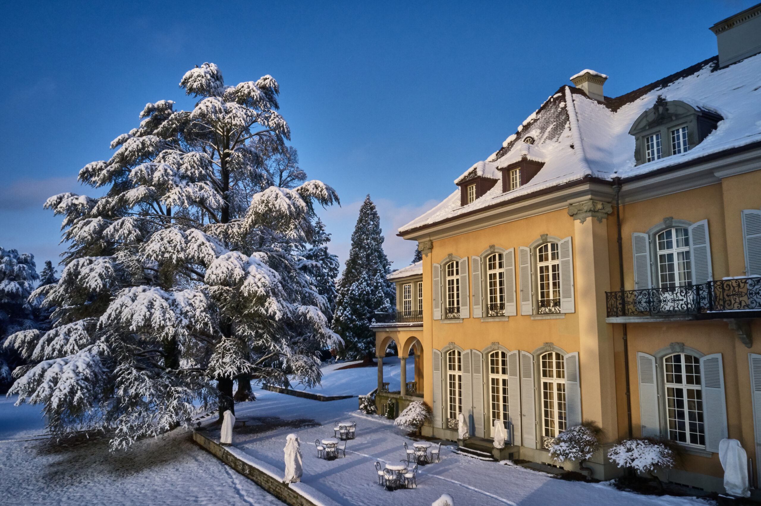 Location für Hochzeiten - St. Charles Hall Villa im Winter